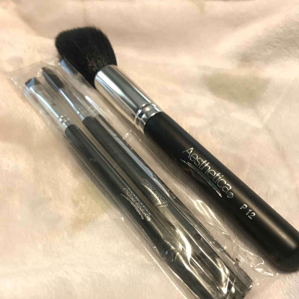 Aesthetica brush set